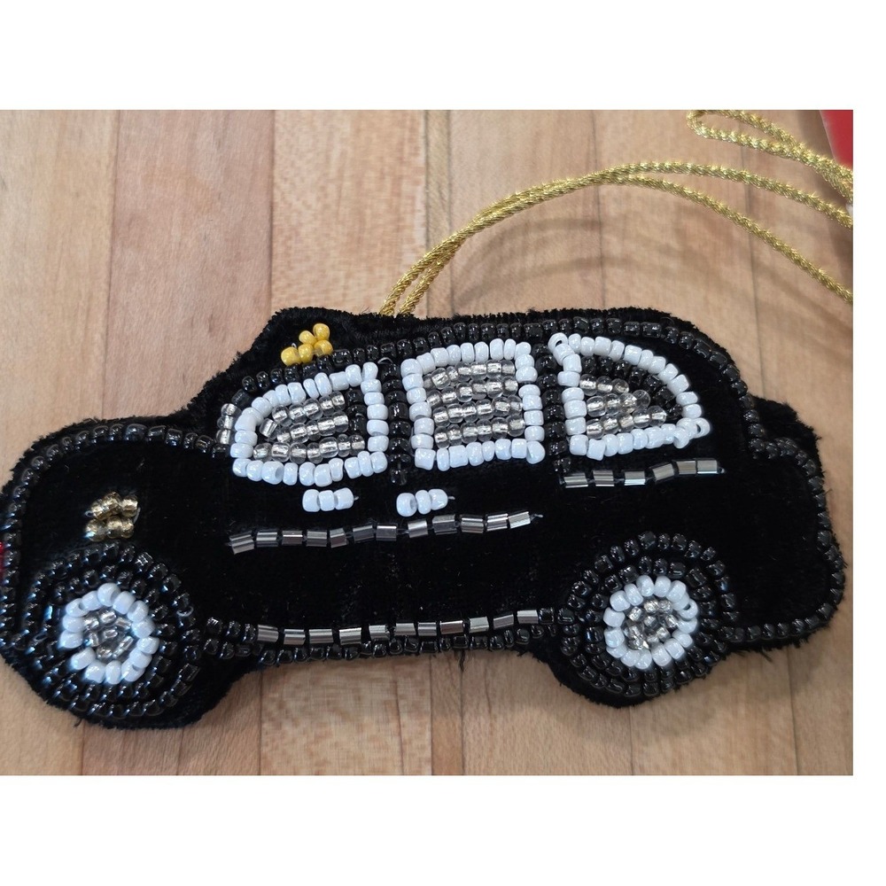 NWT set 3 London souvenir Transport Beaded Christmas Ornaments Taxi Bus Train - Picture 4 of 7